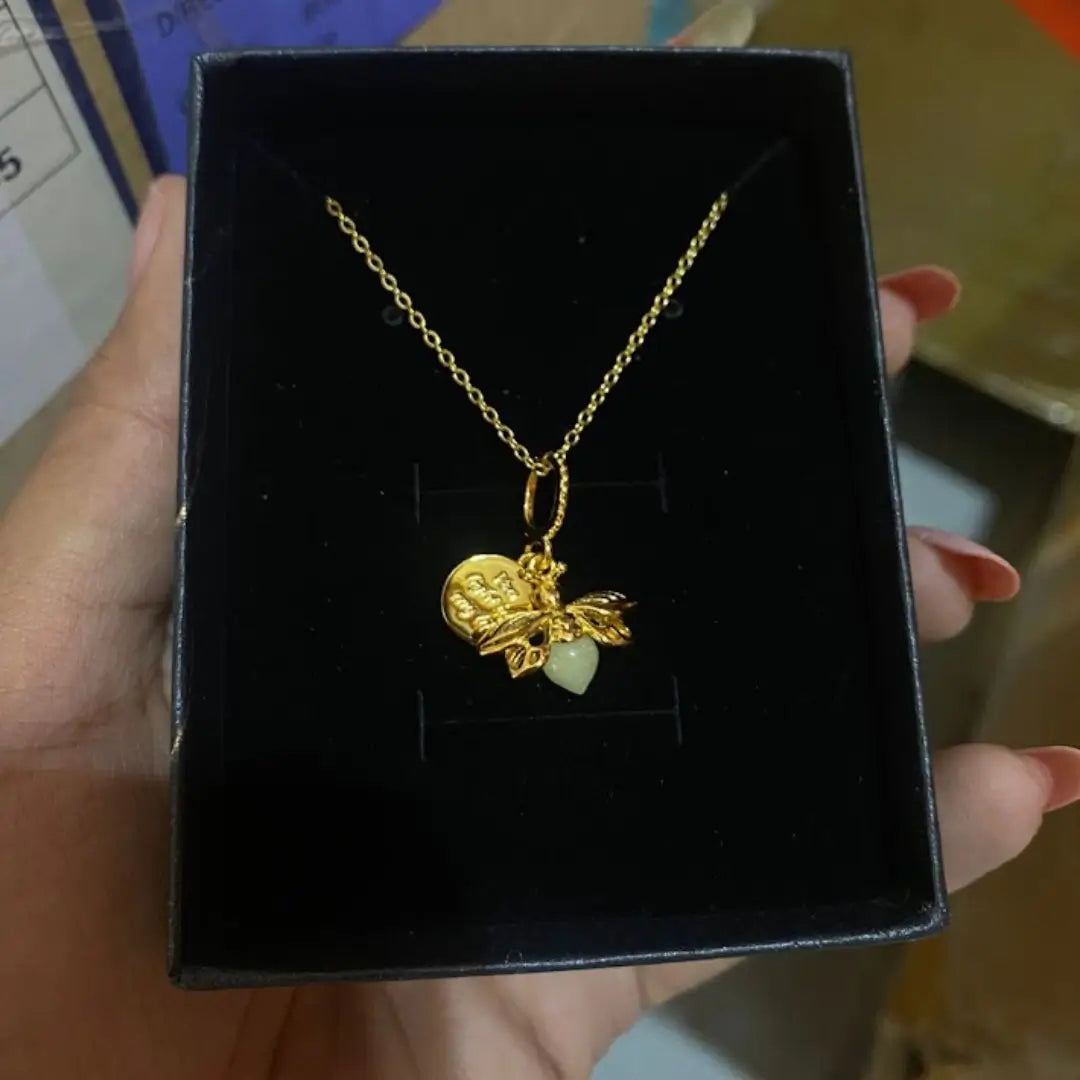 ✨ Collar Evangeline✨+ Caja Gratis 🎁